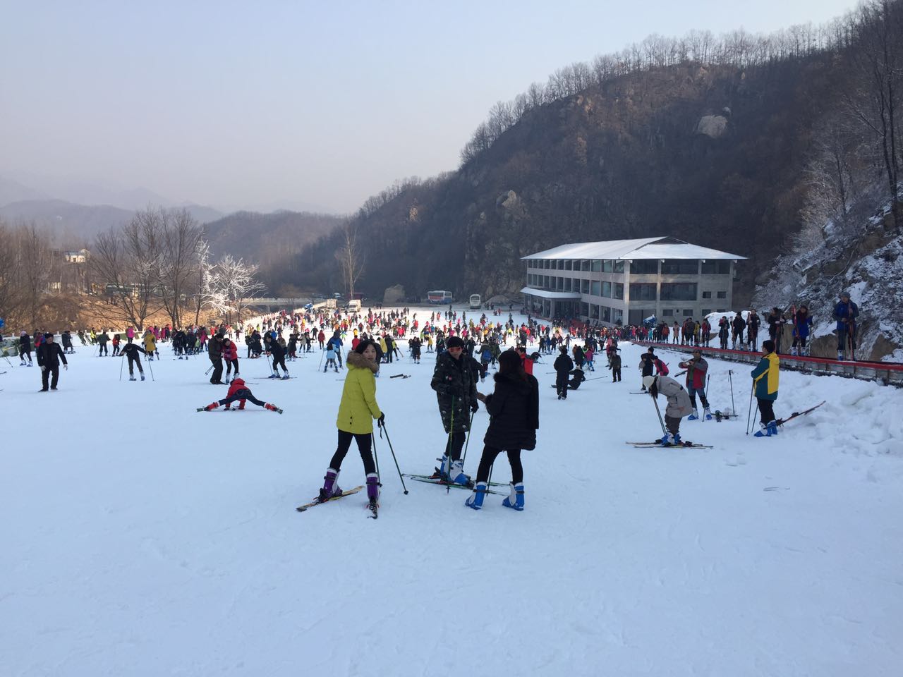 河北迪特旅游開發(fā)有限公司正式助力河南平頂山大峽谷滑雪場游樂場